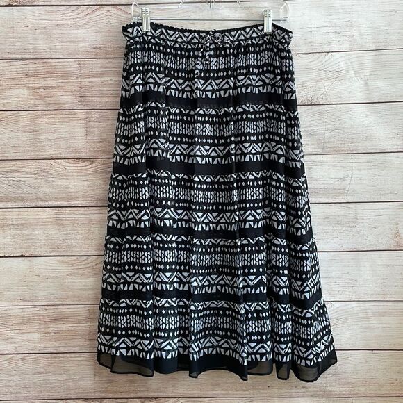 ALFRED DUNNER LIGHTWEIGHT MAXI SKIRT IN BLACK‎ AND WHITE PRINT - Picture 1 of 6